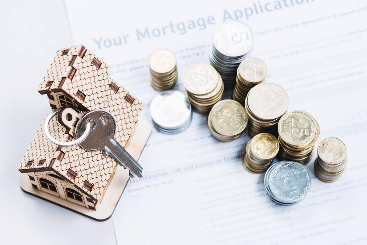 Variable vs Fixed Rate Mortgage in Canada: Which Is Better?